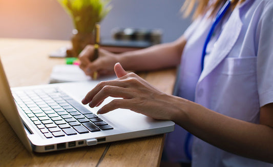 Certified Clinical Medical Assistant for the Experienced CMAA (voucher included)