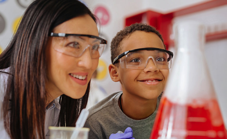 Claim-Evidence-Reasoning (CER) in the Science Classroom